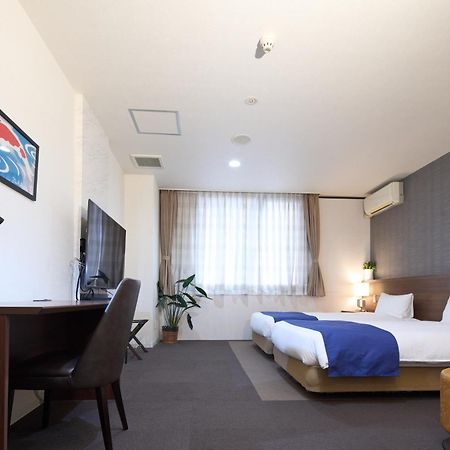 Hotel Tohkai Atsugi Buitenkant foto
