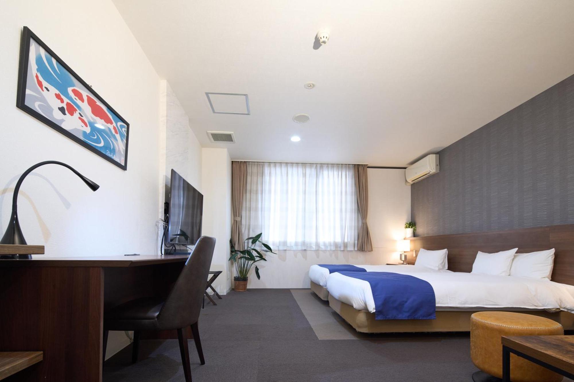 Hotel Tohkai Atsugi Buitenkant foto