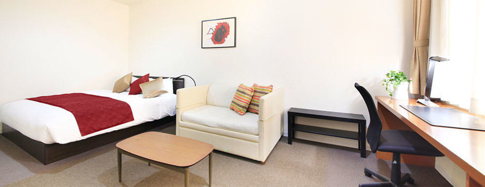 Hotel Tohkai Atsugi Buitenkant foto
