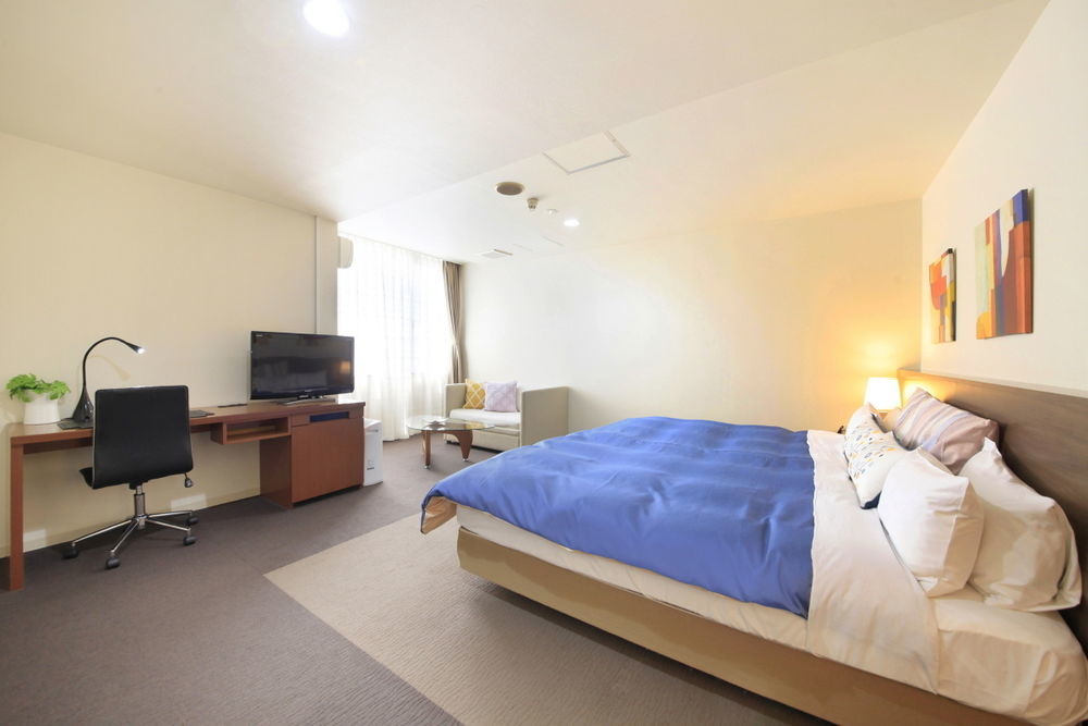 Hotel Tohkai Atsugi Buitenkant foto