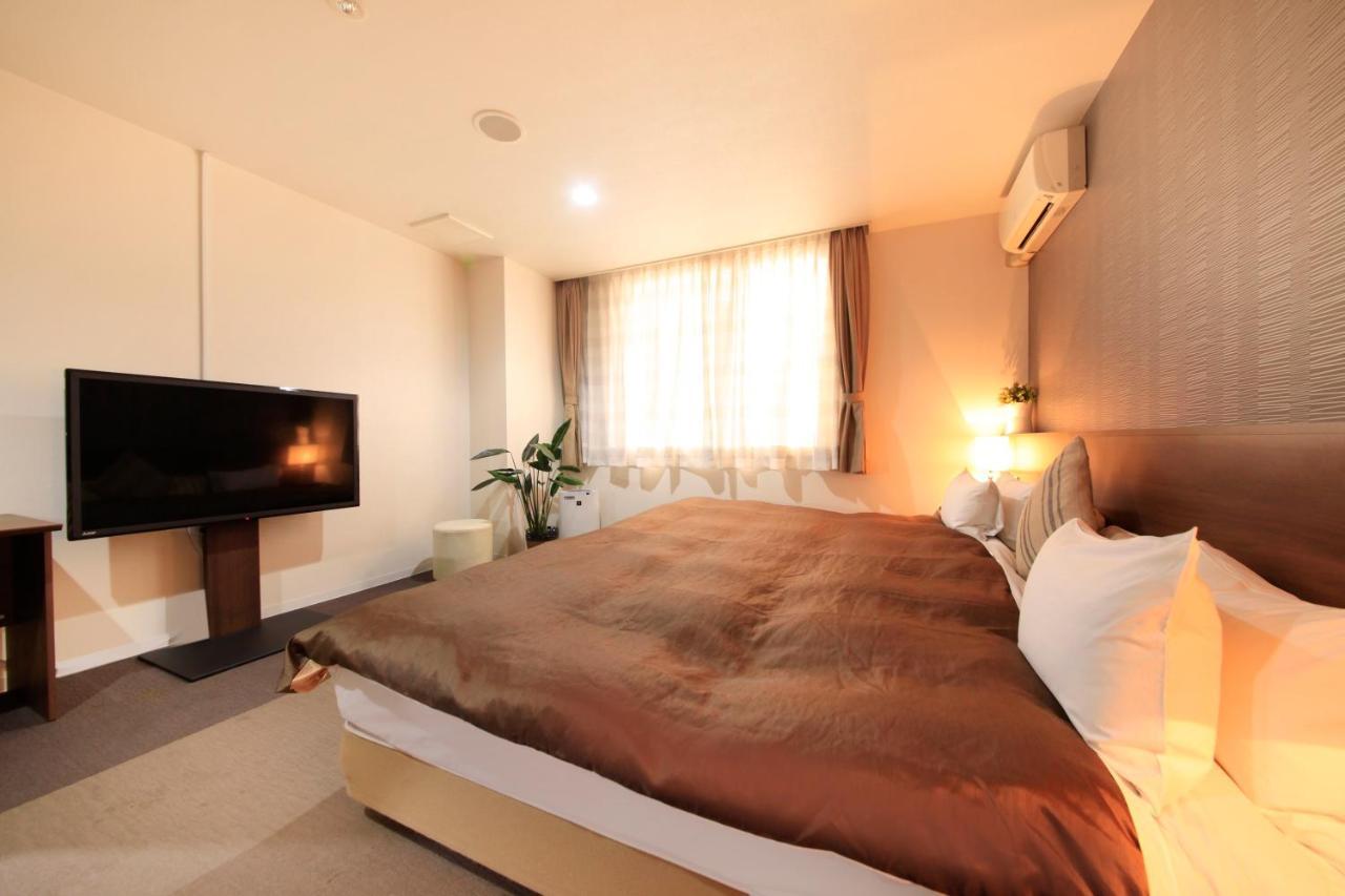 Hotel Tohkai Atsugi Buitenkant foto