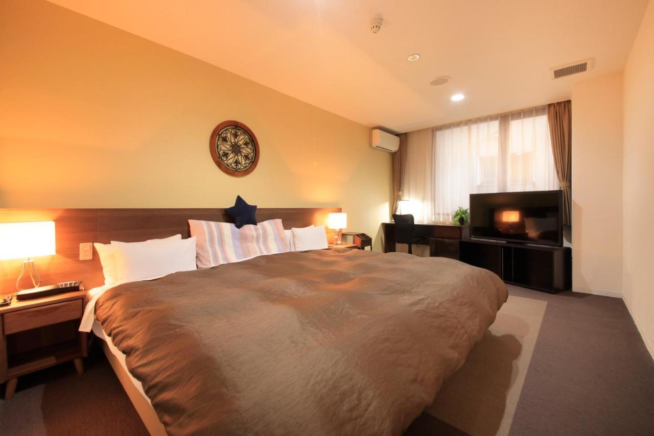Hotel Tohkai Atsugi Buitenkant foto